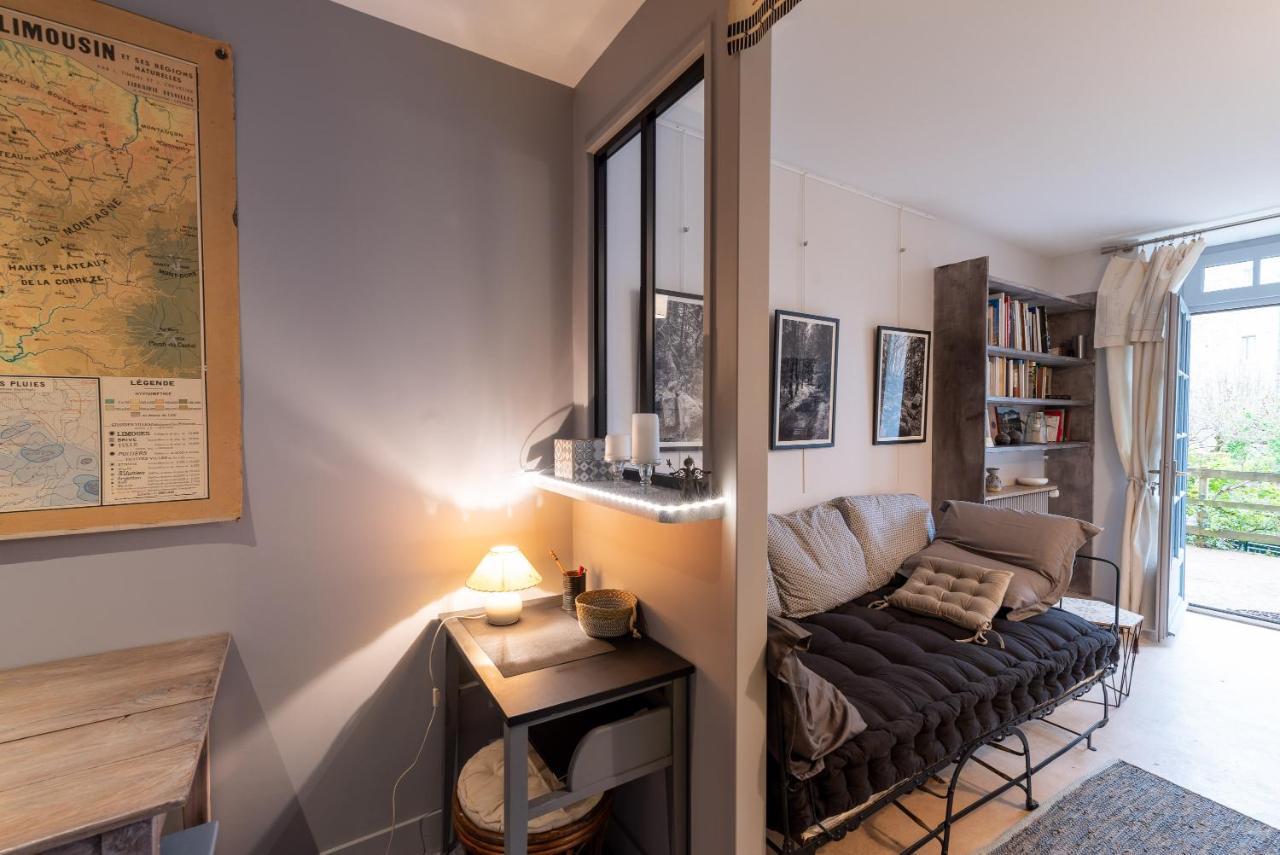 Chambre D Hote "Sous Le Clocher" Apartman Saint-Léonard-de-Noblat Kültér fotó